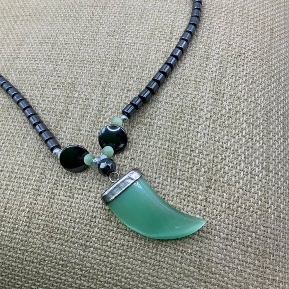 Boutique Jewelry - Hematite Vintage Green Aventurine Flat Tooth Claw Horn Necklace